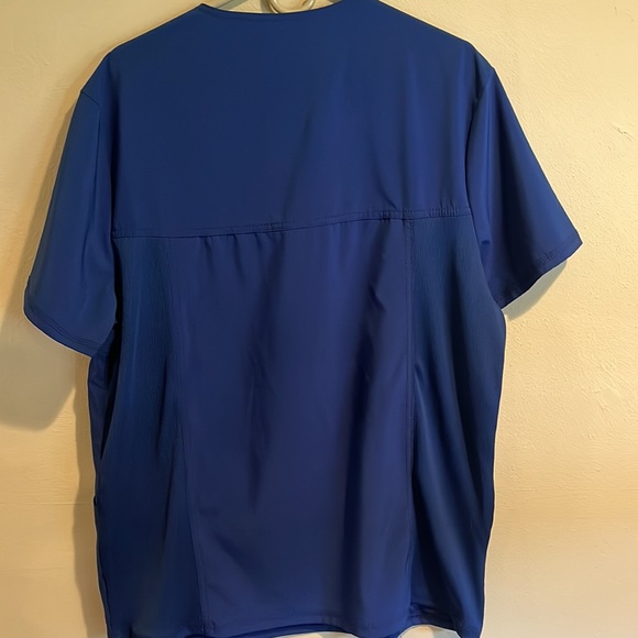 Cherokee Infinity Scrub Top - Picture 5 of 5